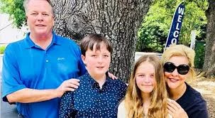 lucy elizabeth linch